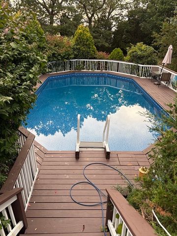 11 Jeffrey Lane, Freetown, MA 02702