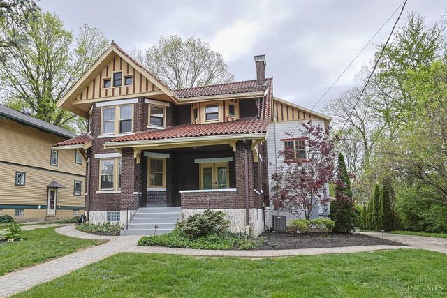 115 E Mills Avenue, Wyoming, OH 45215