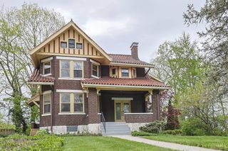 115 E Mills Avenue, Wyoming, OH 45215