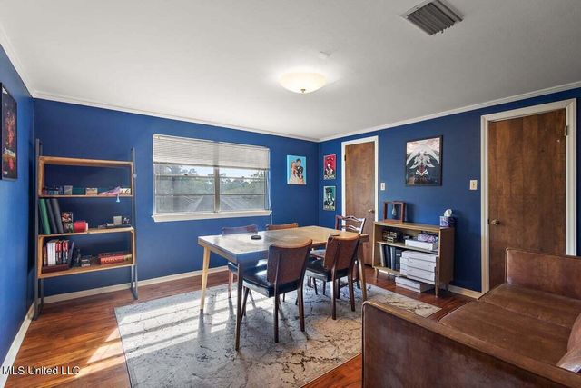 1423 NE Roxbury Place, Jackson, MS 39211