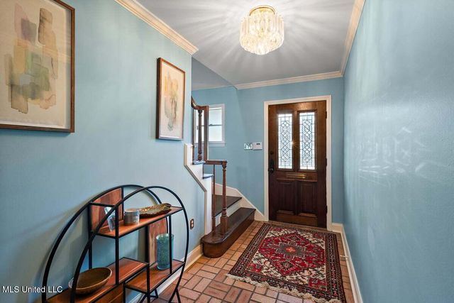 1423 NE Roxbury Place, Jackson, MS 39211