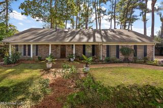 1423 NE Roxbury Place, Jackson, MS 39211