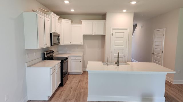 4 Renea Cove, Destin, FL 32541