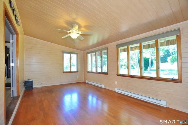 39 Sunnybrook Drive, Avon, CT 06001