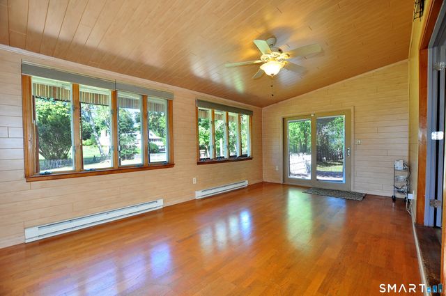 39 Sunnybrook Drive, Avon, CT 06001