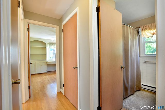 39 Sunnybrook Drive, Avon, CT 06001