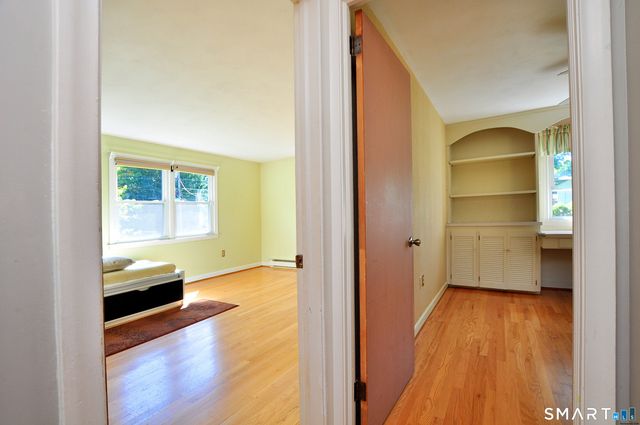 39 Sunnybrook Drive, Avon, CT 06001