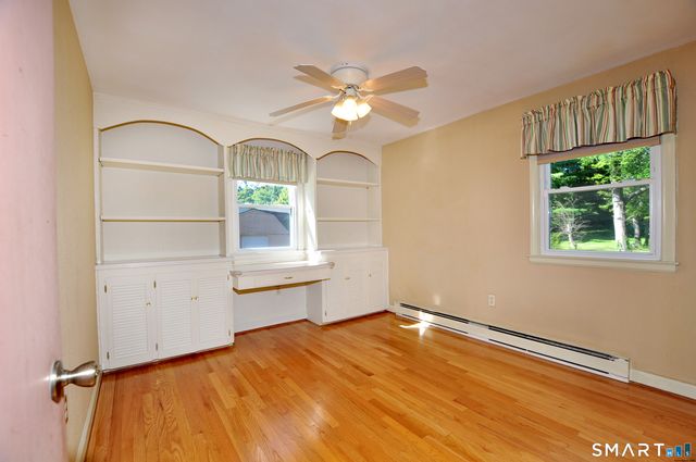 39 Sunnybrook Drive, Avon, CT 06001
