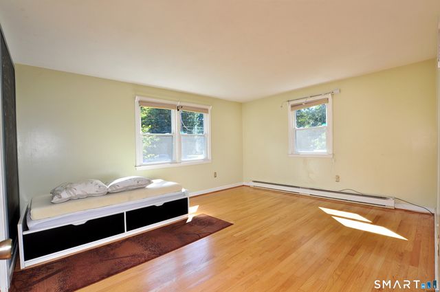 39 Sunnybrook Drive, Avon, CT 06001