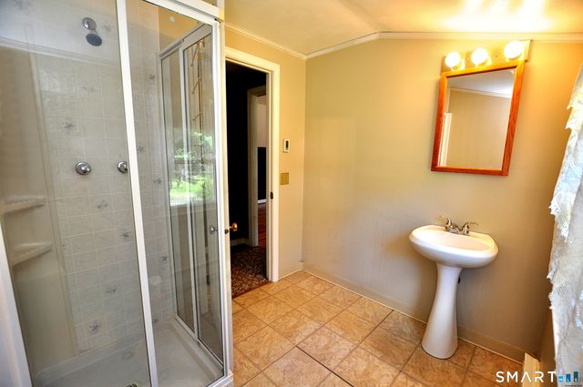 39 Sunnybrook Drive, Avon, CT 06001