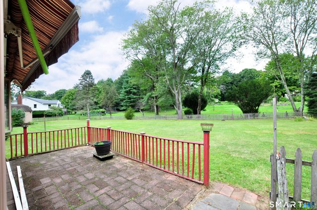39 Sunnybrook Drive, Avon, CT 06001