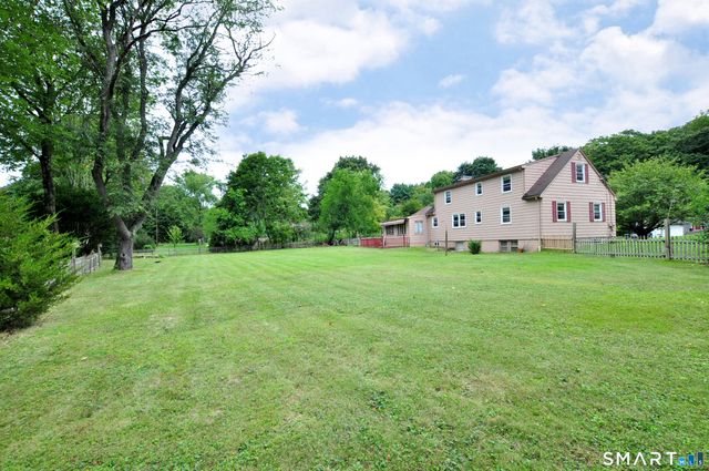 39 Sunnybrook Drive, Avon, CT 06001