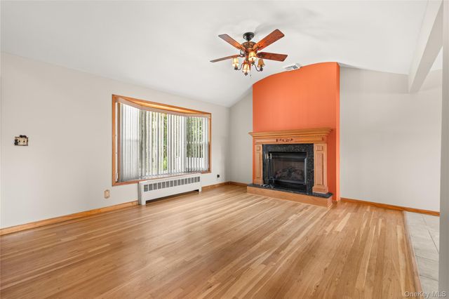 80 N Pine Street, Massapequa, NY 11758