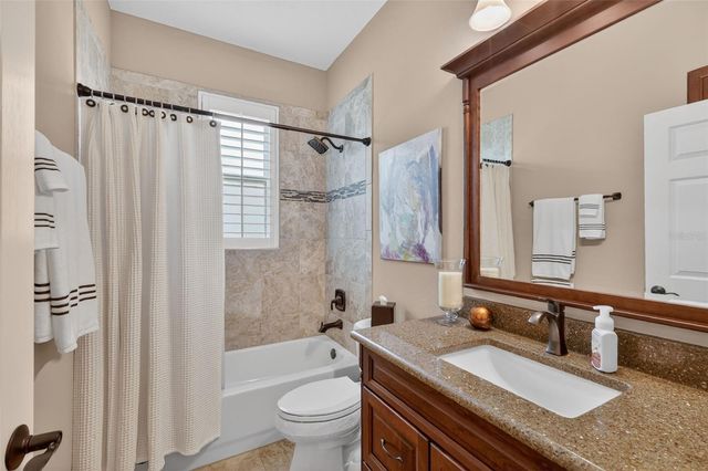 8041 SAINT JAMES WAY, Mount Dora, FL 32757