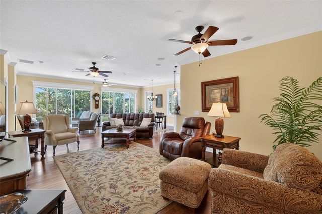 8041 SAINT JAMES WAY, Mount Dora, FL 32757
