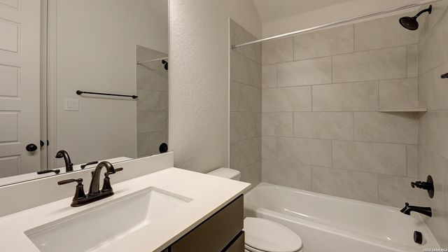 1207 Argon Way, San Antonio, TX 78245