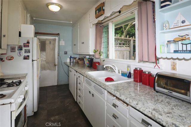 9195 Glenhaven, Glenhaven, CA 95443