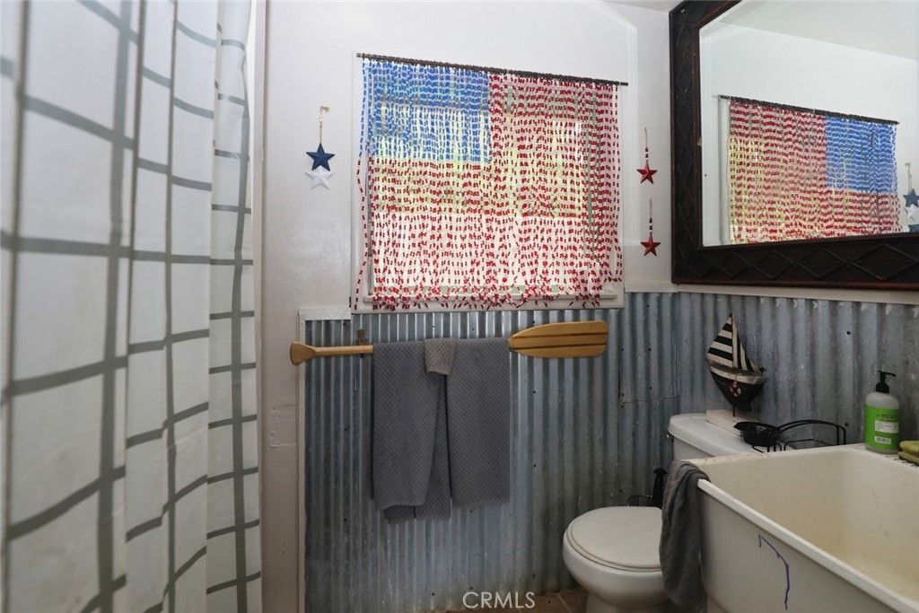 Image 7 of property listing at 9195 Glenhaven, Glenhaven, CA 95443