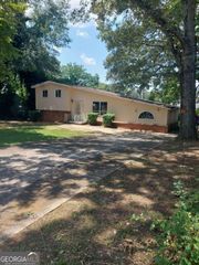 5165 Norman Boulevard, Atlanta, GA 30349