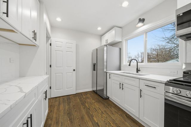 17909 Rose Street, Lansing, IL 60438