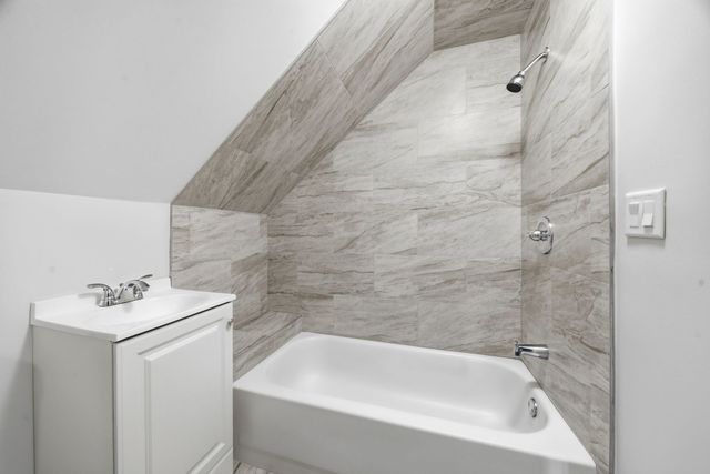 17909 Rose Street, Lansing, IL 60438