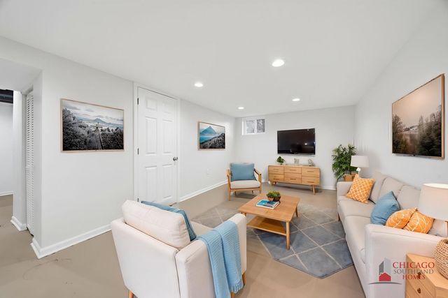 17909 Rose Street, Lansing, IL 60438