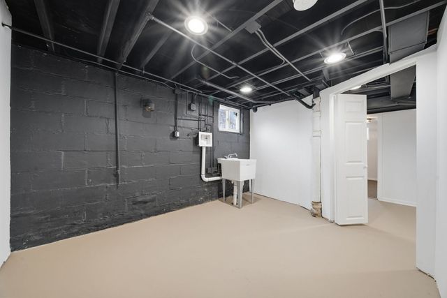 17909 Rose Street, Lansing, IL 60438