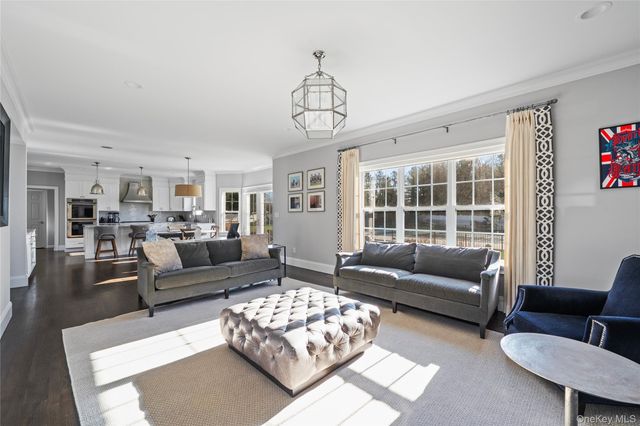 2 Holly Court, Miller Place, NY 11764