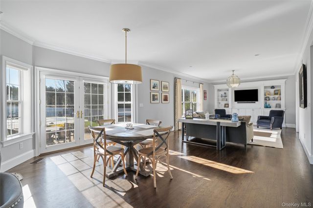 2 Holly Court, Miller Place, NY 11764