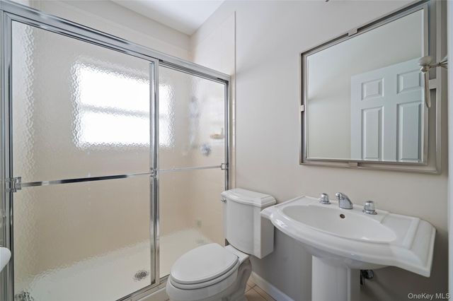 2 Holly Court, Miller Place, NY 11764