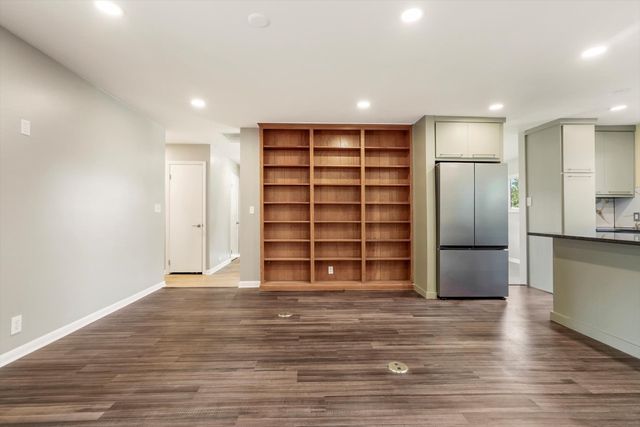 5125 E 27th Place, Tulsa, OK 74114