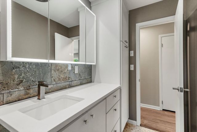 5125 E 27th Place, Tulsa, OK 74114