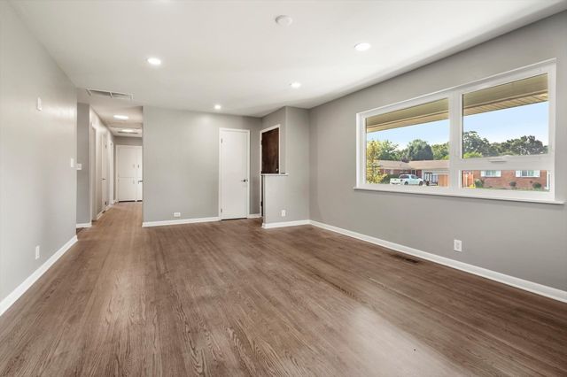 5125 E 27th Place, Tulsa, OK 74114