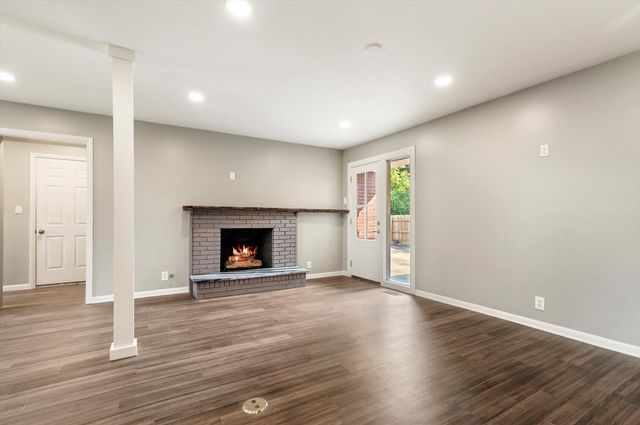 5125 E 27th Place, Tulsa, OK 74114