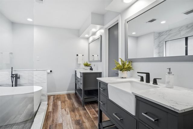 2613 Stone Hollow Drive, Bedford, TX 76021