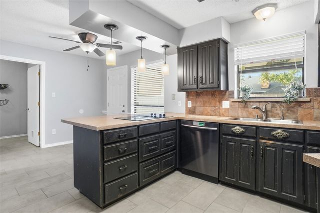 2613 Stone Hollow Drive, Bedford, TX 76021