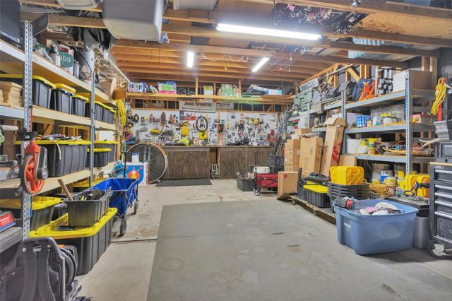 303 Beaumont Drive, Magnolia, TX 77354