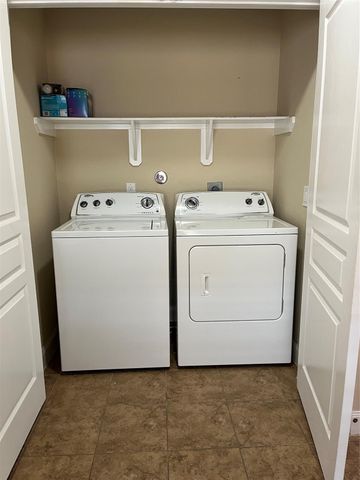 618 Windward Court, Richmond, TX 77469