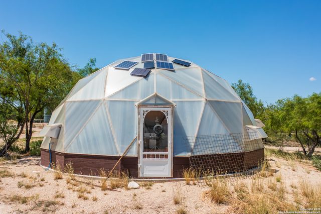 277 us -277, Brackettville, TX 78832