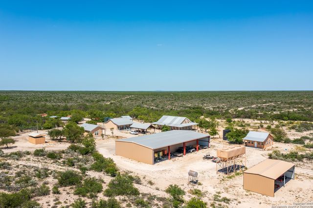 277 us -277, Brackettville, TX 78832