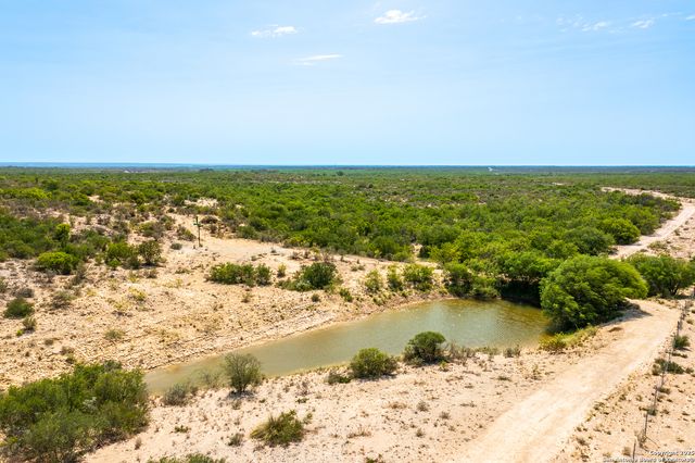 277 us -277, Brackettville, TX 78832