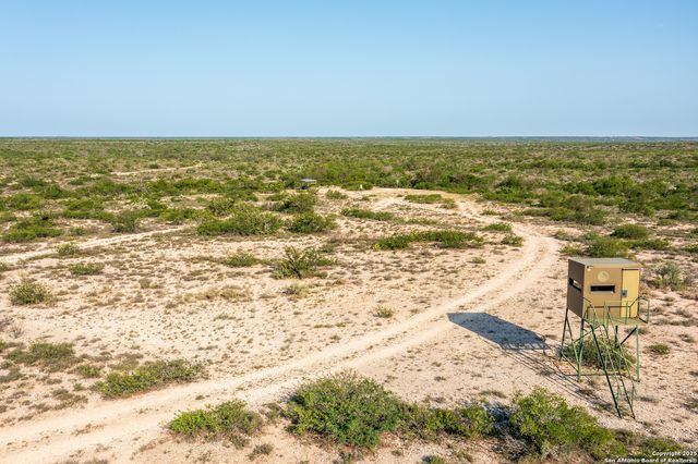 277 us -277, Brackettville, TX 78832