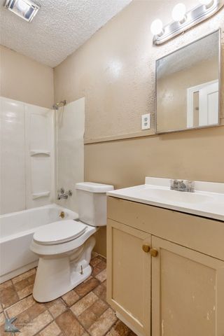 3141 S 4th Street, Abilene, TX 79605
