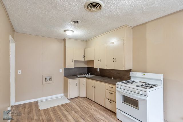 3141 S 4th Street, Abilene, TX 79605