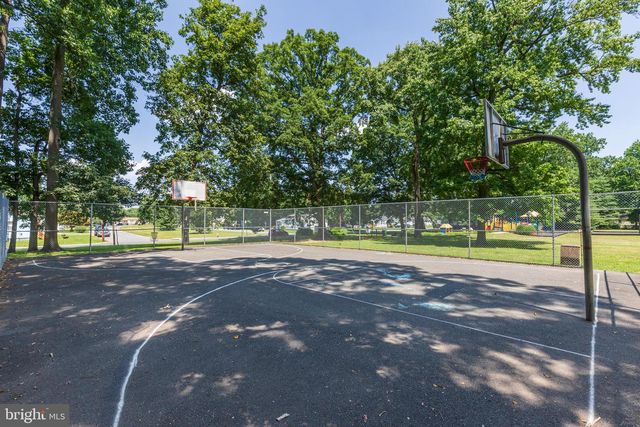 200 DARLINGTON AVE, Aberdeen, MD 21001
