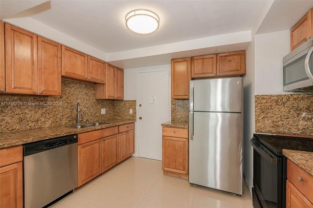3505 S Ocean Dr 1411, Hollywood, FL 33019