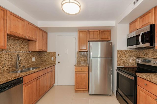 3505 S Ocean Dr 1411, Hollywood, FL 33019