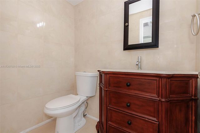 3505 S Ocean Dr 1411, Hollywood, FL 33019