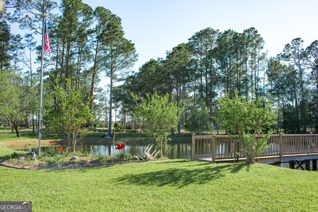 2110 Ware Street, Blackshear, GA 31516