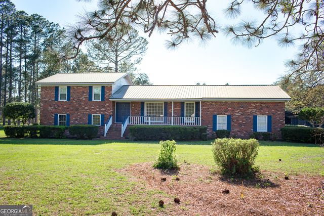 2110 Ware Street, Blackshear, GA 31516